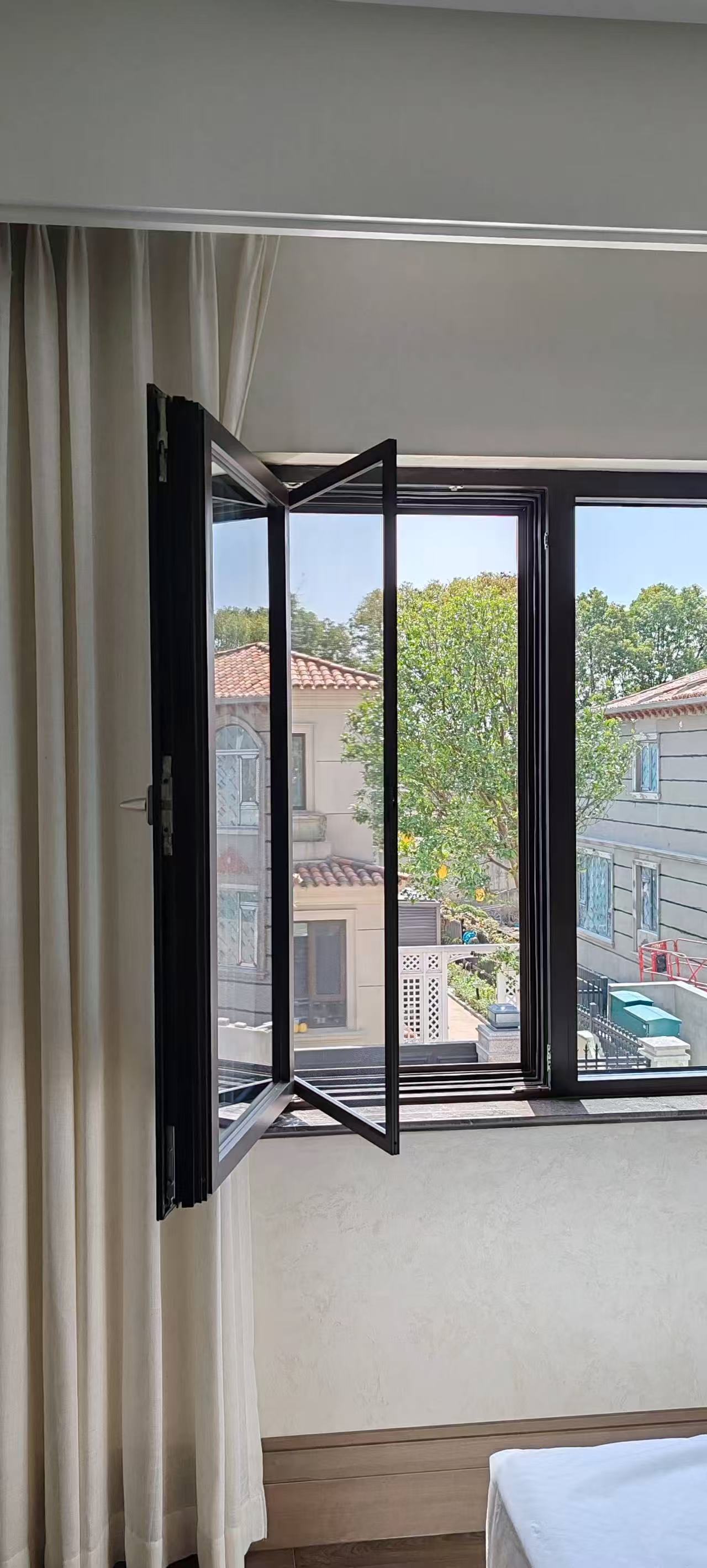 小平开金钢纱窗（安装图）.jpg